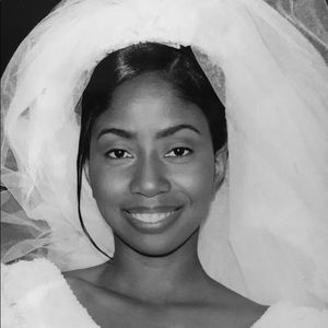 Meet your Posher, Deirdre